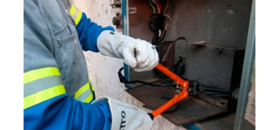 Consumidores de MT poderão quitar débitos de água e energia minutos antes do corte