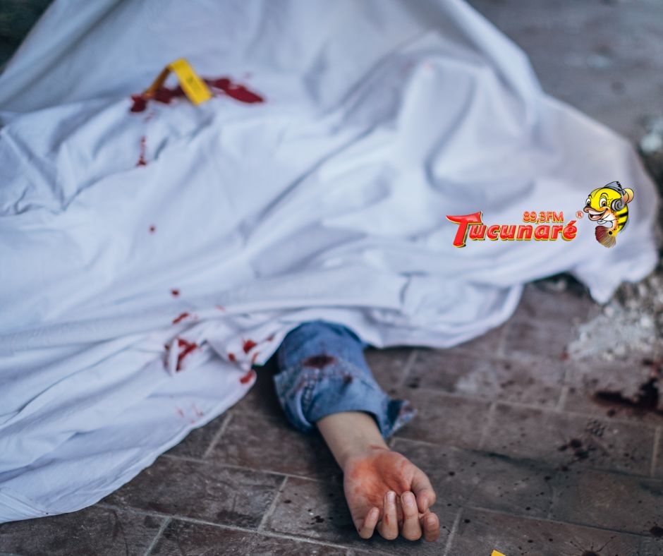 Homem foi assassinado a tiros próximo de conjunto de quitinetes