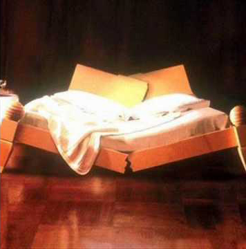 Dona de boate é presa após obrigar garotas a fazerem 10 programas por dia