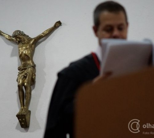 Júri condena a 15 anos e 9 meses homem que matou à facadas parceira para causar aborto