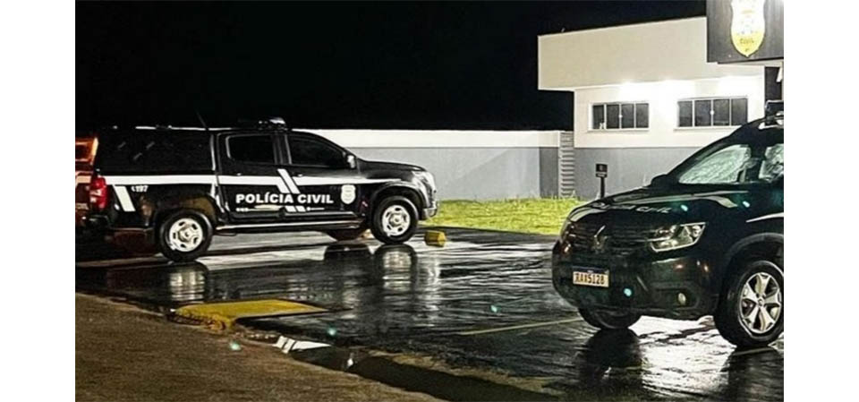 Criminoso invade casa, estupra mulher, rouba moto e celulares, e acaba preso