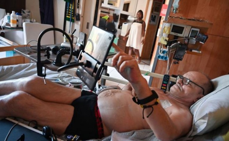 Facebook bloqueia conta de homem que quer transmitir sua morte