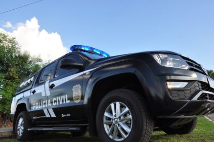 Funcionário reage a assalto, toma arma e mata ladrão