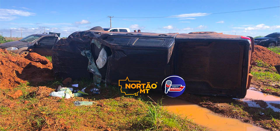 Ipiranga: MOTORISTA PERDE CONTROLE DE VEÍCULO E CAPOTA