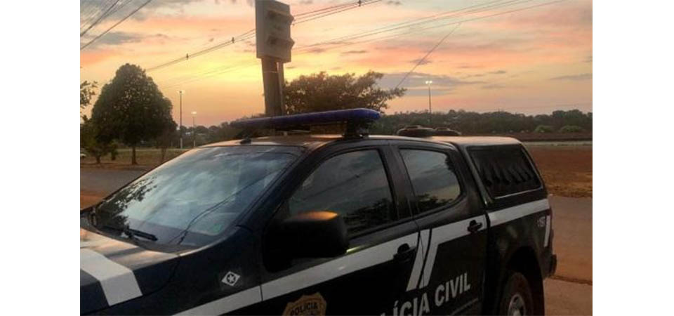 Polícia Civil prende mulher que matou idoso a facadas por vingança