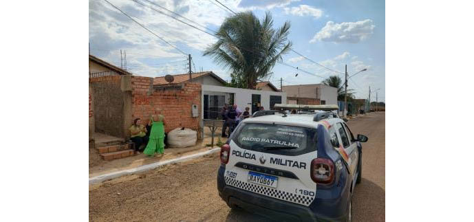 Homem invade casa, mata ex-enteada e tira a própria vida