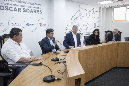 Comissão do Consumidor da AL-MT aponta dependência externa e cobra soluções para reduzir preço dos combustíveis