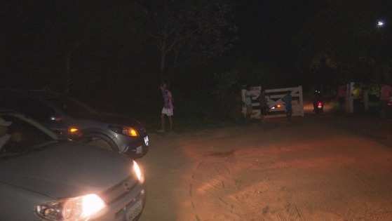 Pai encontra corpo do filho próximo à fazenda