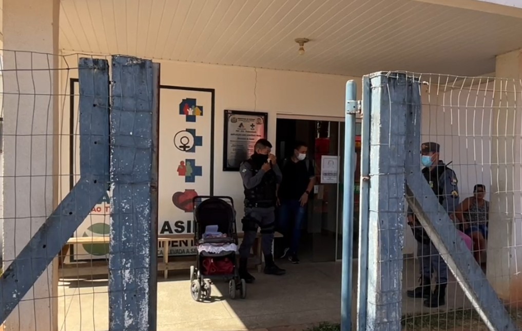 Bebê 1 mês e 15 dias morre enquanto dormia na cama com a mãe