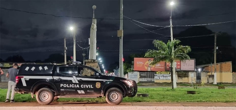 Jovem de 16 anos é morto pelo ‘amigo’ dentro de carro de aplicativo. Vídeo