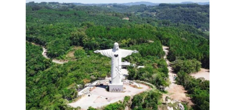 Cidade gaúcha vai inaugurar estátua de Jesus maior do que o Cristo Redentor