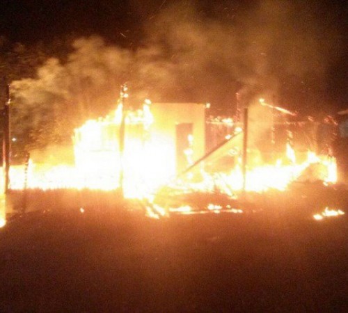 Itanhangá: casa de sítio pega fogo