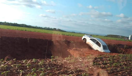 Carro roubado atropela e mata criança de 9 anos