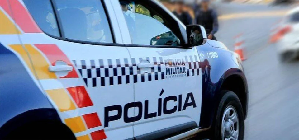 PM impede invasão de terras e encaminha duas mulheres para delegacia